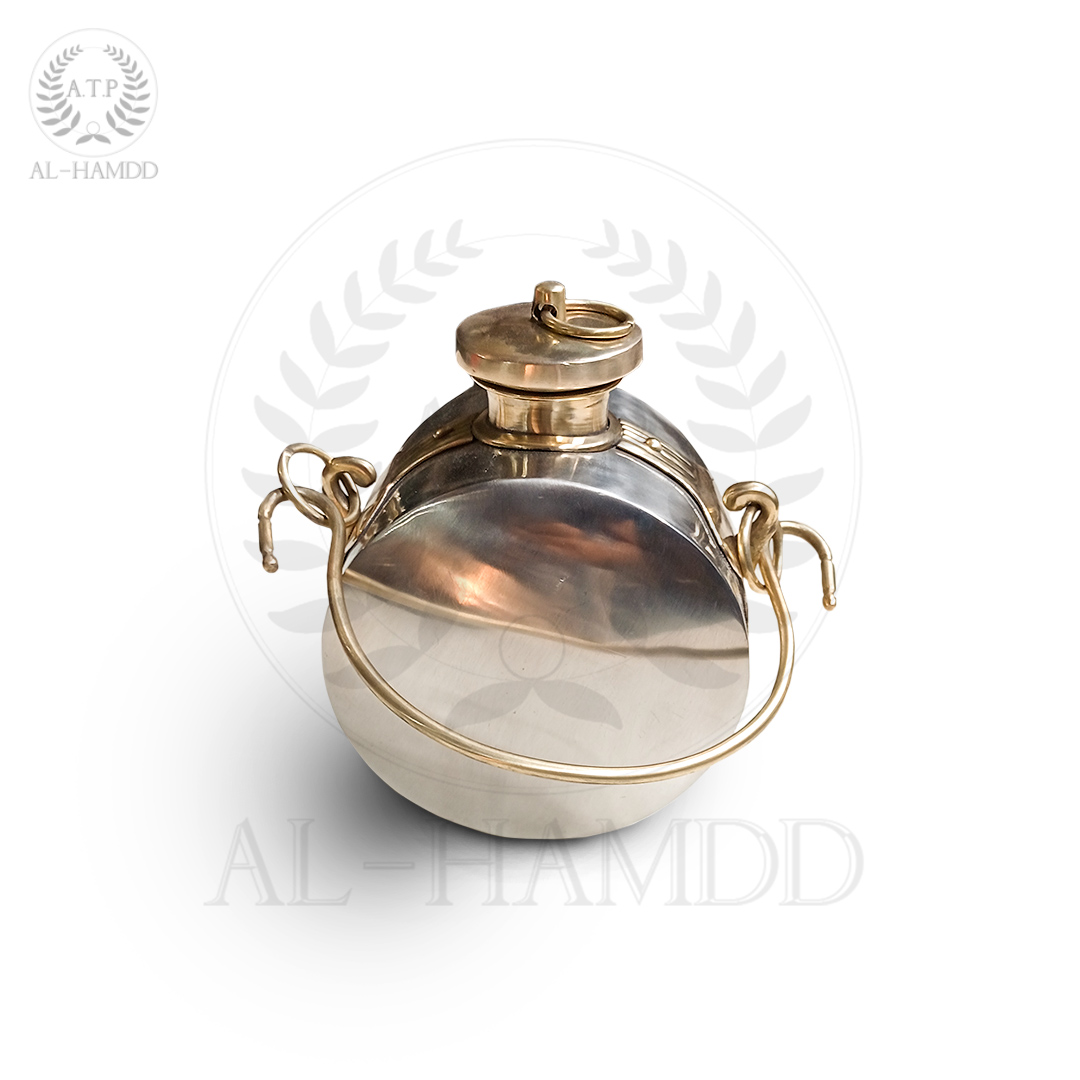 Roman Laguncula, also known as an oil canteen was used to carry and store oil during the Roman era. This is a replica of the original of the artefact found in archaeological excavations.
