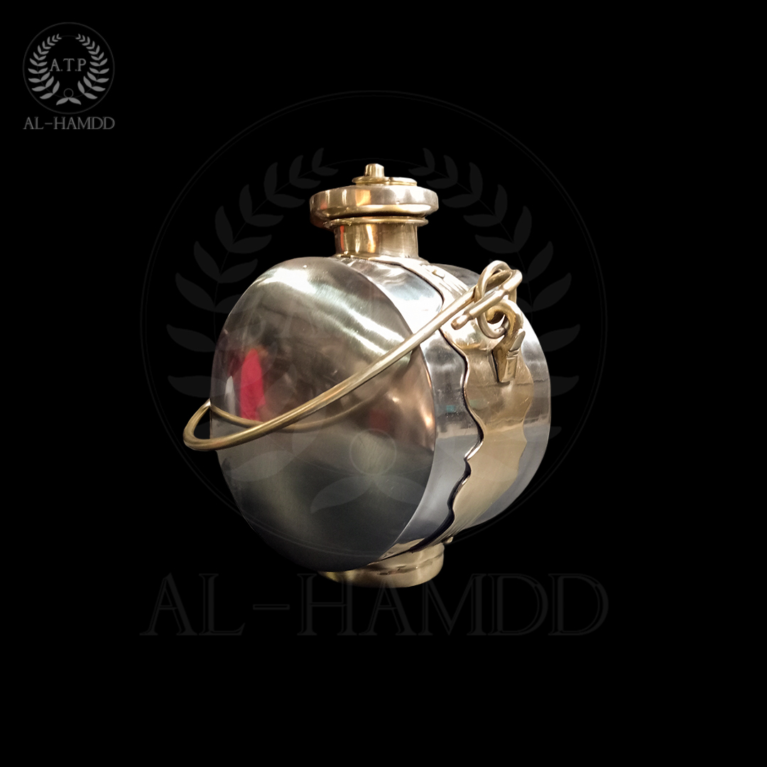 Roman Laguncula, also known as an oil canteen was used to carry and store oil during the Roman era. This is a replica of the original of the artefact found in archaeological excavations.